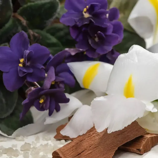 Аромат Білий ірис та сандалове дерево (White Orris and Sandalwood)
